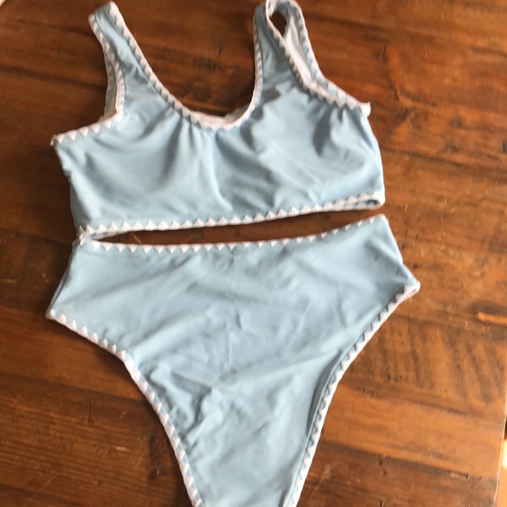 NEW bikini !! - Picture 4 of 6